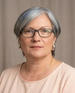 помоћна радница 3